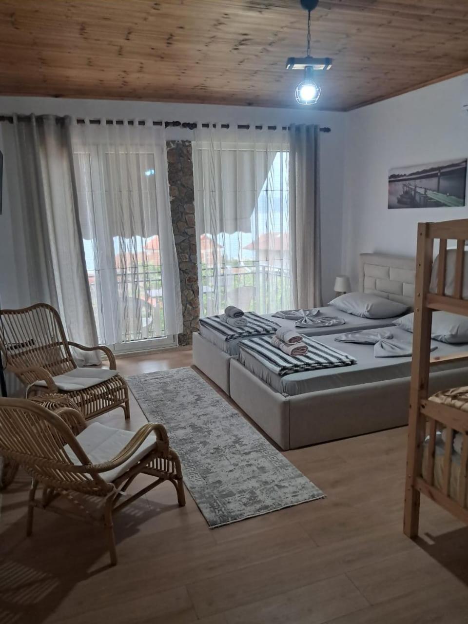 Lini Roleo Guest House מראה חיצוני תמונה