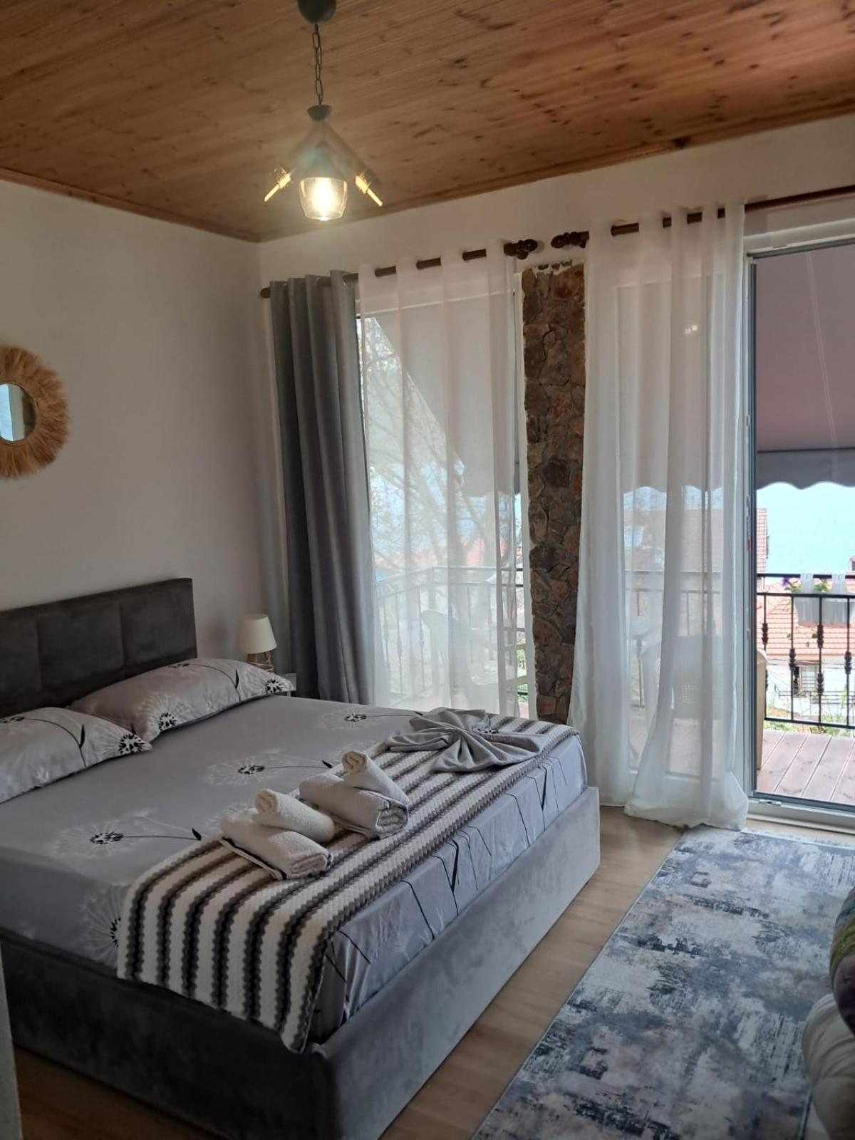 Lini Roleo Guest House מראה חיצוני תמונה